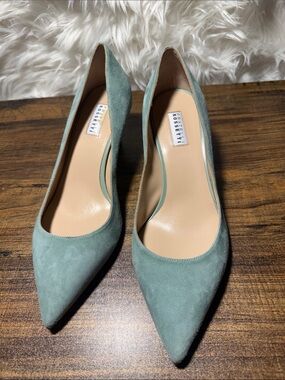 Fratelli Rossetti Seafoam Suede Pointed-Toe Pumps